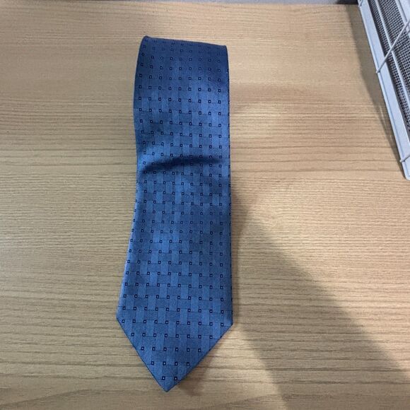 Brooks Brothers 346 Blue Geometric Silk Made In The USA Tie - Picture 1 of 7